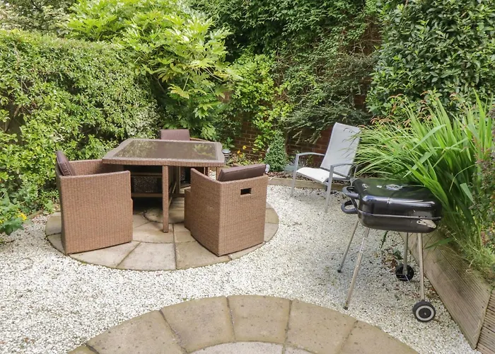 The Shipwrights * 惠特比